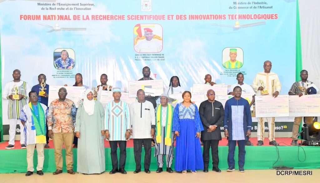 Présentation de DJENBAGA au 15e FRSIT